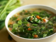  Sup dengan daun burnet